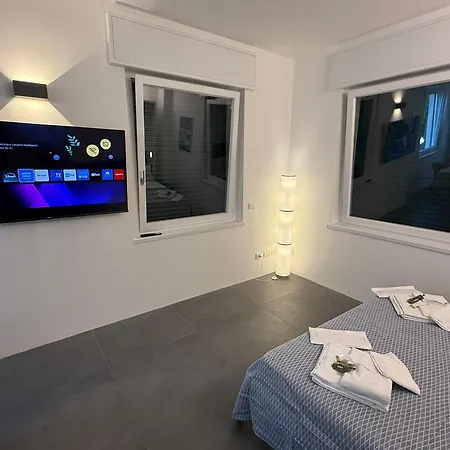 Apartamento Brezza Di Mandello del Lario