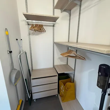 Brezza Di * Mandello del Lario